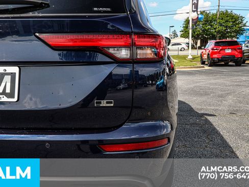 Used 2023 Mitsubishi Outlander SE image 18