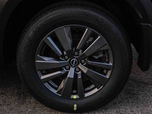 New 2025 Nissan Pathfinder SV w/ Black Appearance Package image 12