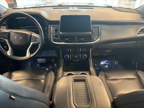 Used 2022 Chevrolet Tahoe Z71 w/ Luxury Package AWD/4WD image 25