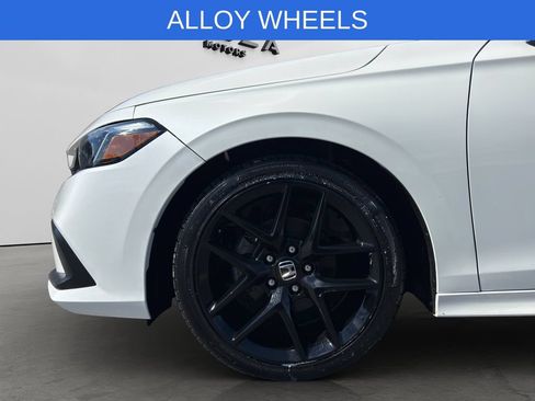 Used 2023 Honda Civic Sport image 5
