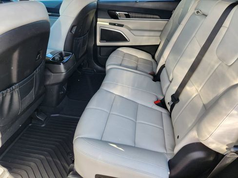 Certified 2023 Kia Telluride EX image 15