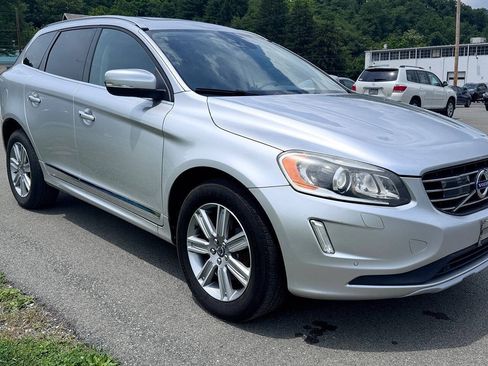 Used 2016 Volvo XC60 T6 Platinum AWD/4WD image 1