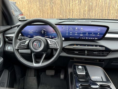 Used 2025 Buick Enclave Avenir w/ LPO, Floor Liner Package image 25