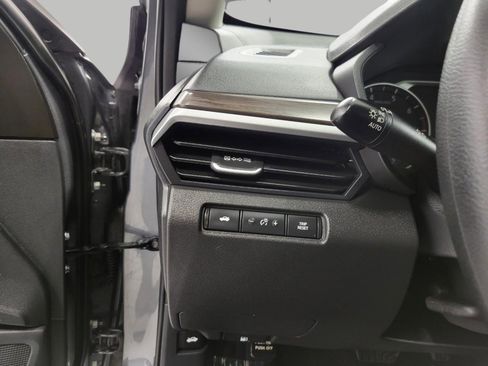 Used 2025 Nissan Altima 2.5 SV image 10