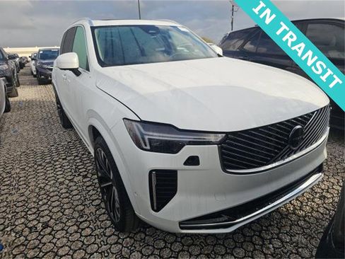 Certified 2025 Volvo XC90 B6 Plus image 1