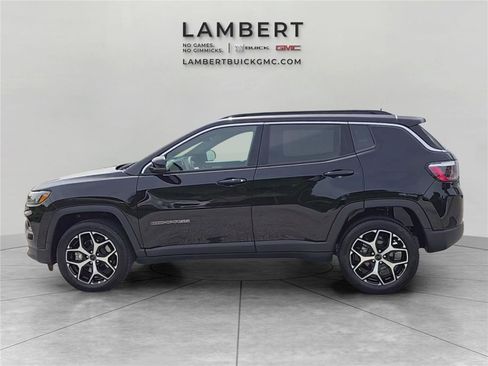 Used 2026 Jeep Compass Limited AWD/4WD image 2