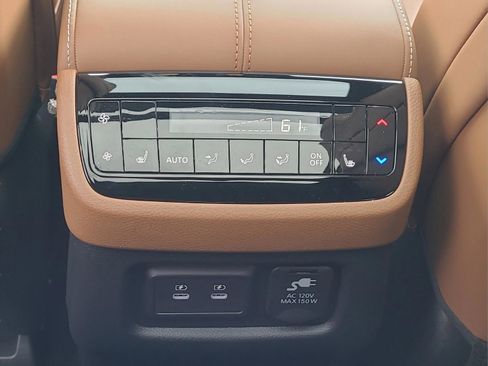 New 2026 INFINITI QX60 Autograph image 13