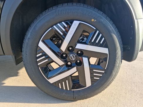 New 2026 Nissan Kicks SV image 26