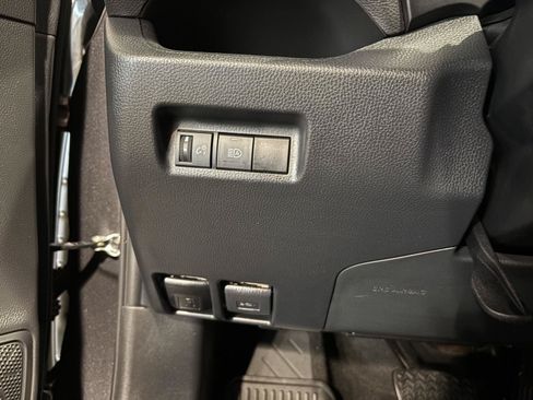 Used 2023 Toyota RAV4 LE AWD/4WD image 20