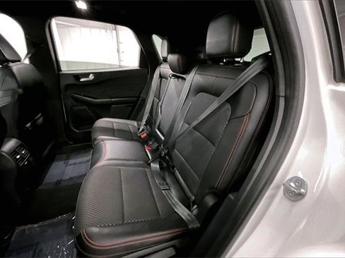 Used 2023 Ford Escape ST-Line Elite image 22