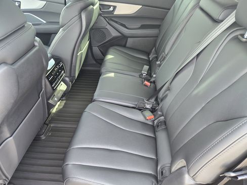 New 2026 Acura MDX SH-AWD image 22