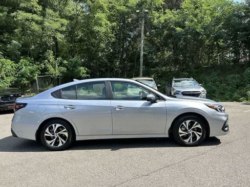 Certified 2025 Subaru Legacy Premium w/ Popular Package #1A AWD/4WD image 3