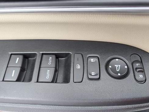 Used 2021 Honda CR-V EX-L image 28