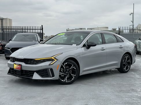 Certified 2025 Kia K5 GT-Line w/ GT-Line Premium Package FWD image 2