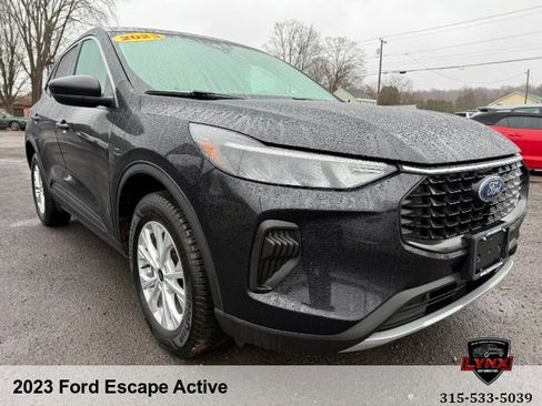 Used 2023 Ford Escape Active AWD/4WD image 7