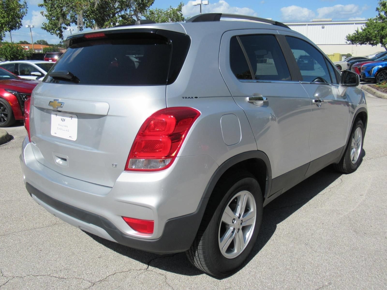 Used 2020 Chevrolet Trax LT w/ LT Convenience Package FWD image 7