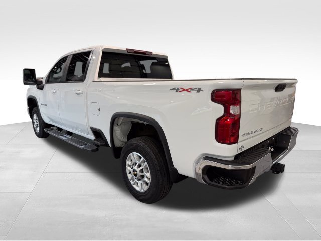 Used 2024 Chevrolet Silverado 2500 LT AWD/4WD image 7