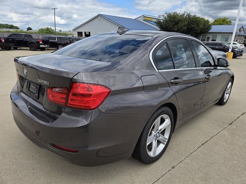 Used 2015 BMW 328i xDrive Sedan AWD/4WD image 3