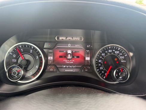 Used 2022 RAM 2500 Lone Star w/ Level C Equiment Group AWD/4WD image 30