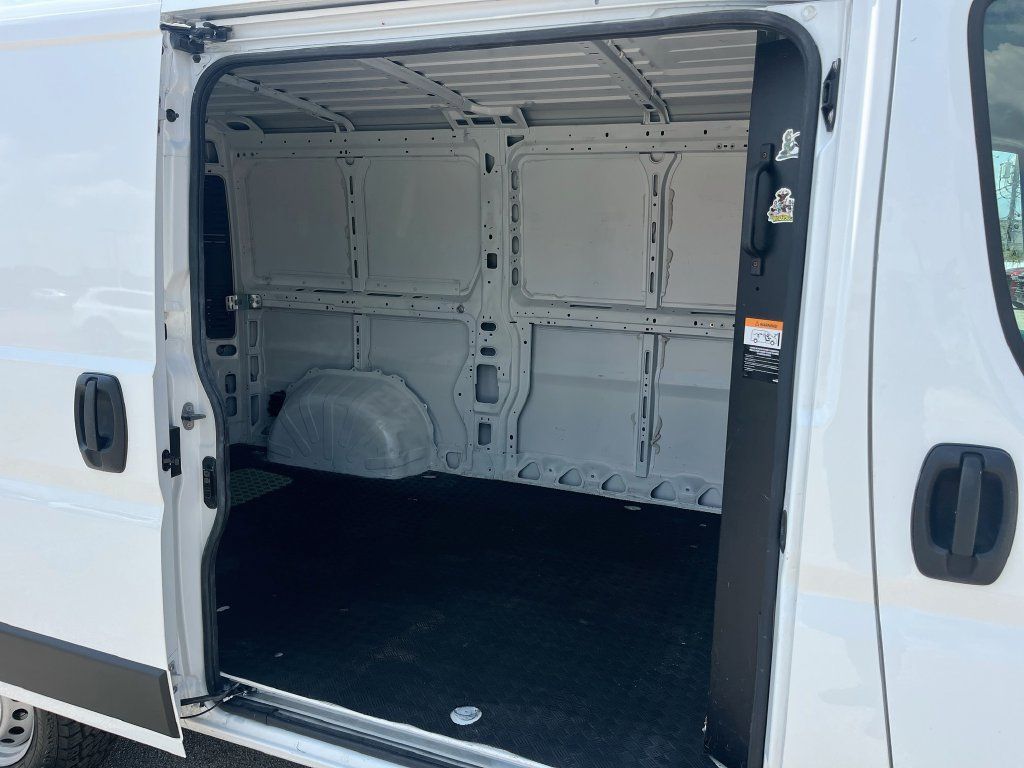 Used 2023 RAM ProMaster 2500 FWD image 28