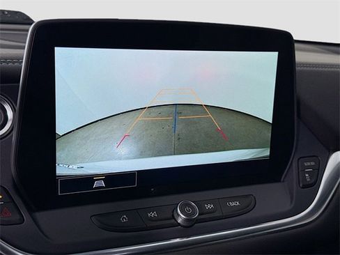 Used 2025 Chevrolet Blazer LT image 13