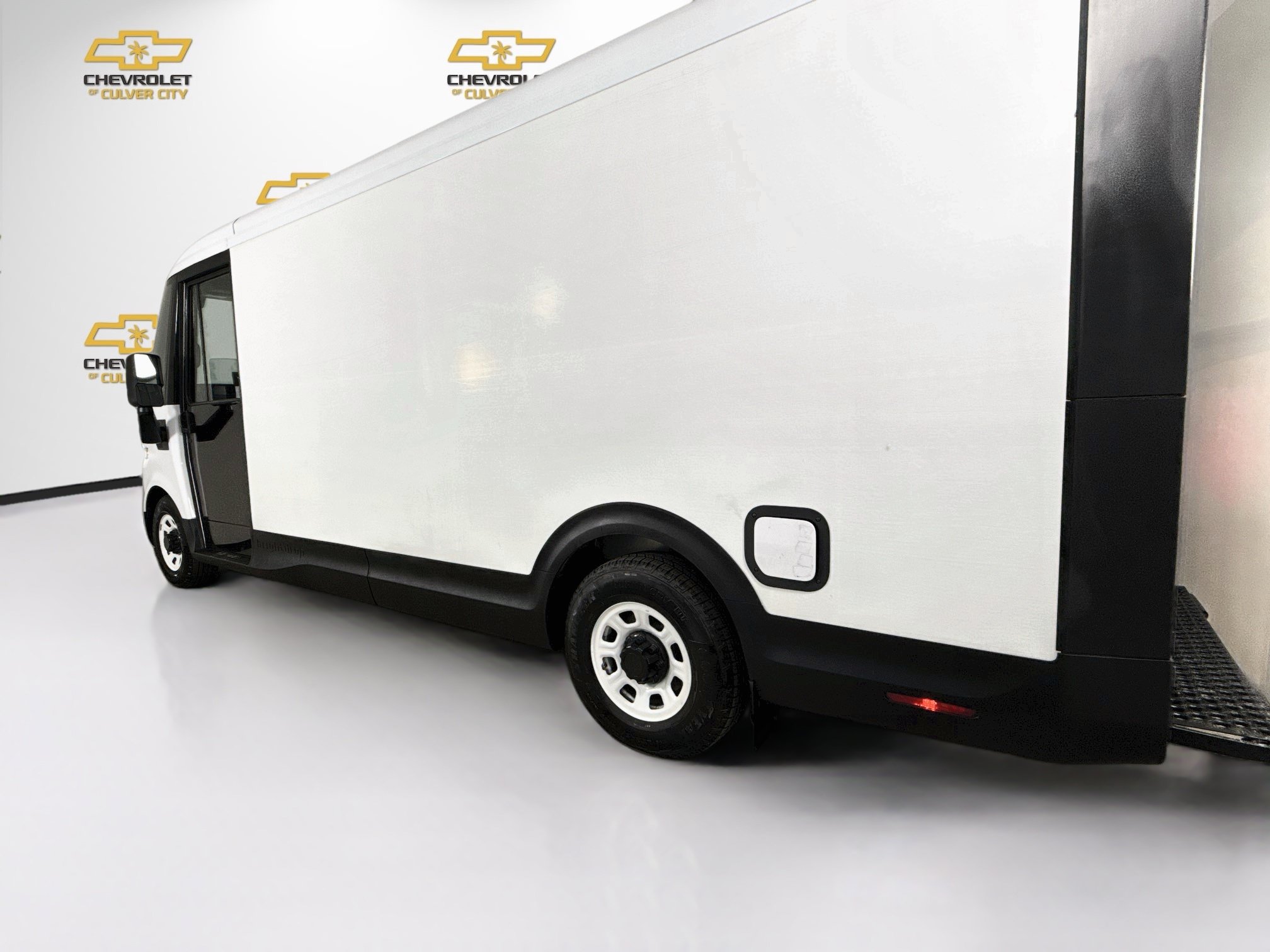 Used 2024 Chevrolet Brightdrop 600 w/ Commercial Equipment Package AWD/4WD image 6