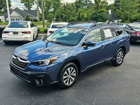 Used 2021 Subaru Outback Premium AWD/4WD image 4