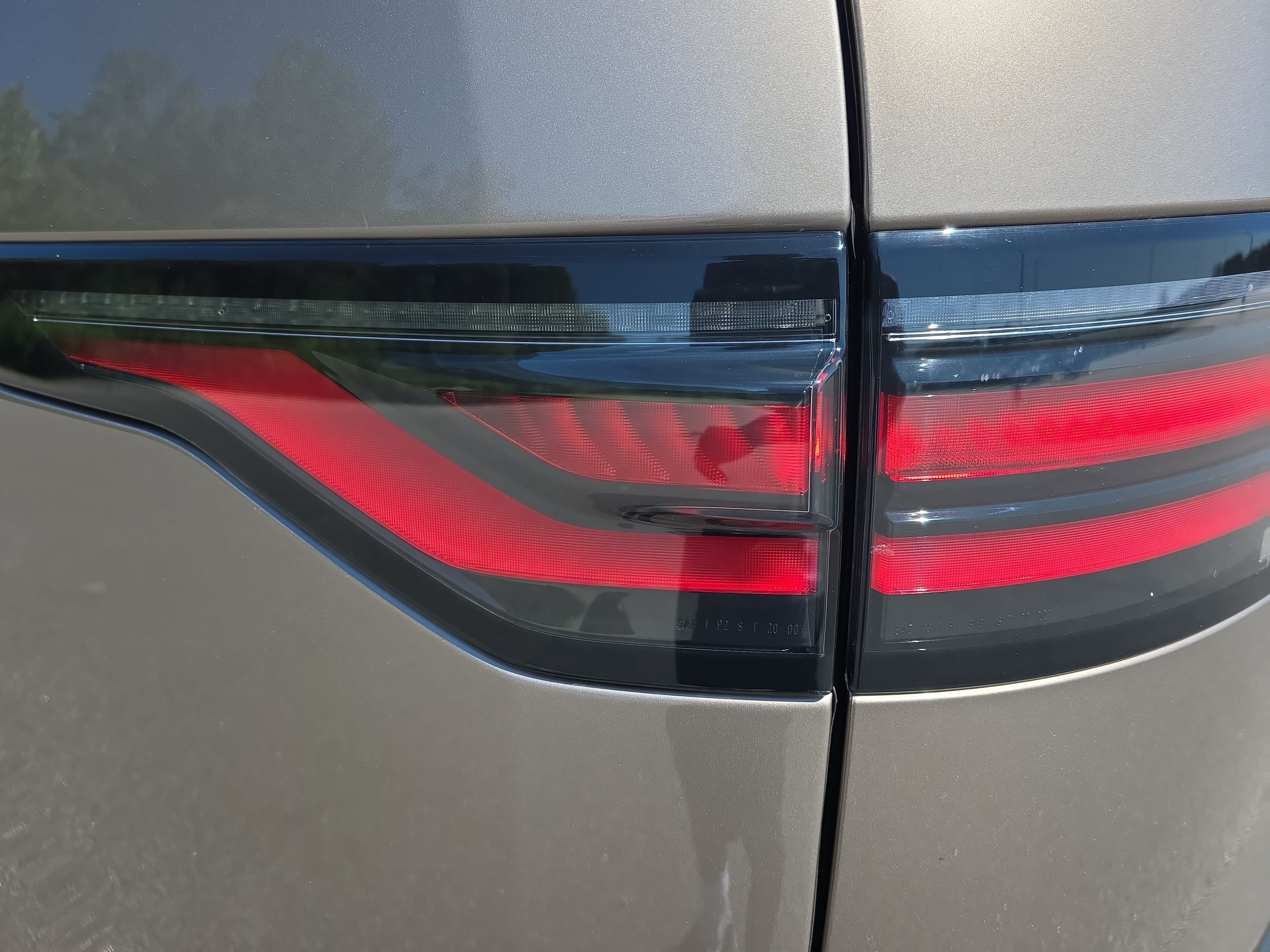 New 2026 Land Rover Discovery Dynamic SE AWD/4WD image 35