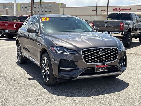Used 2023 Jaguar F-PACE S AWD/4WD image 2