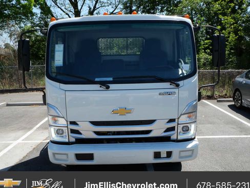 New 2024 Chevrolet Low Cab Forward image 18
