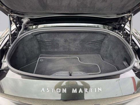 Used 2022 Aston Martin V8 Vantage Roadster RWD image 44