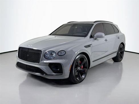 Used 2022 Bentley Bentayga image 10