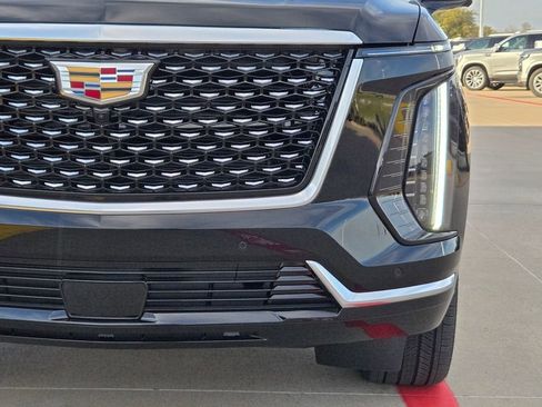 New 2026 Cadillac Escalade ESV Luxury image 6