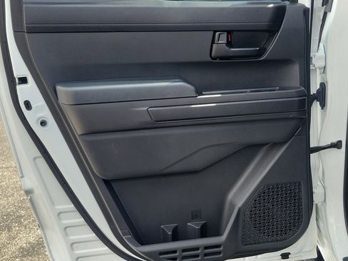 Certified 2024 Toyota Tacoma SR5 image 14