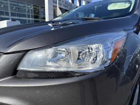 Used 2014 Ford Escape S image 11