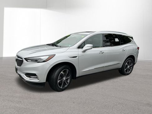 Used 2020 Buick Enclave Essence w/ Sport Touring Edition AWD/4WD image 7