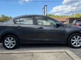Used 2010 MAZDA MAZDA3 i Touring image 4