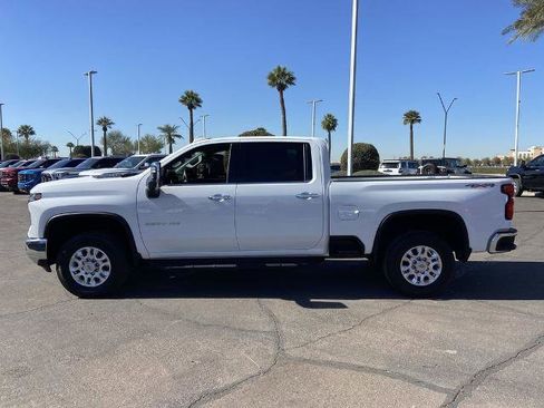 Used 2025 Chevrolet Silverado 2500 LTZ w/ LTZ Convenience Package image 4