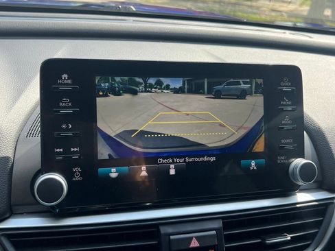 Used 2018 Honda Accord Sport image 18
