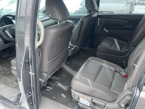Used 2015 Honda Odyssey Touring image 14