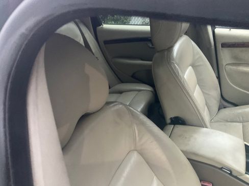 Used 2008 Volvo XC70 3.2 image 27