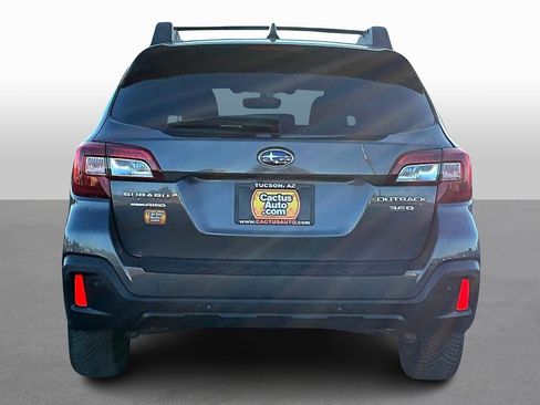 Used 2019 Subaru Outback 3.6R Limited w/ Popular Package #2 image 4