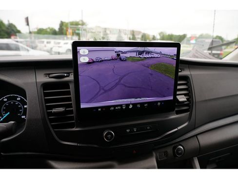 Used 2022 Ford E-Transit Medium Roof w/ Interior Upgrade Package image 29