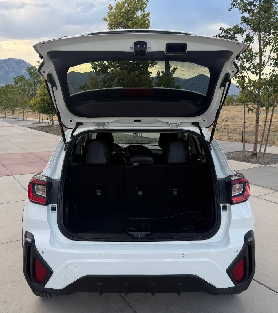 Used 2024 Subaru Crosstrek 2.5i Limited AWD/4WD image 9