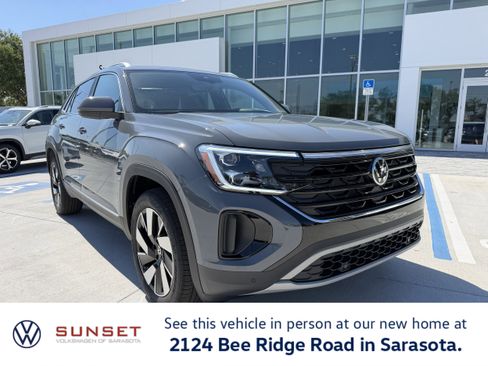 New 2026 Volkswagen Atlas Cross Sport SEL AWD/4WD image 1