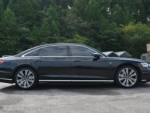 Used 2022 Audi A8 L 3.0T image 10