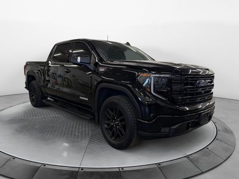 Used 2022 GMC Sierra 1500 Elevation w/ Preferred Package AWD/4WD image 4