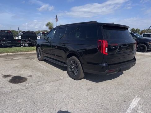 Used 2026 Ford Expedition Max Platinum w/ Stealth Appearance Package AWD/4WD image 7