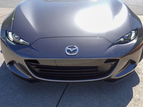 New 2026 MAZDA MX-5 Miata RF Grand Touring w/ Weather Package RWD image 3