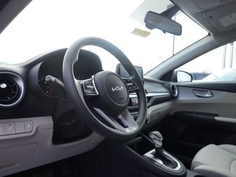 Certified 2023 Kia Forte LXS w/ LXS Technology Package image 15